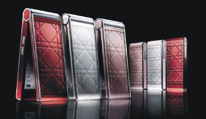 Mobilní telefon Dior