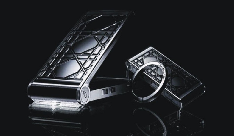 Mobilní telefon Dior