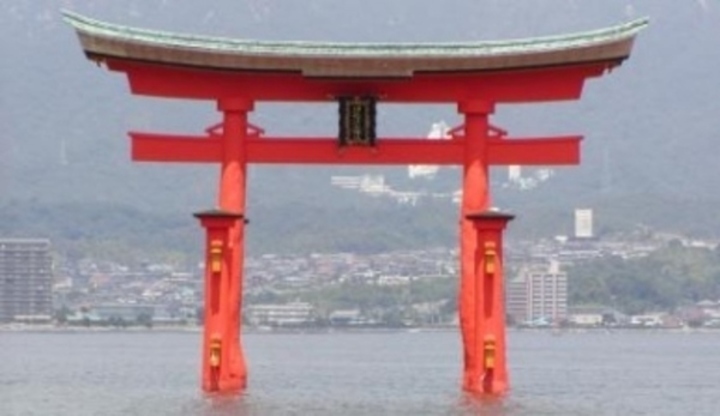 Torii v moři