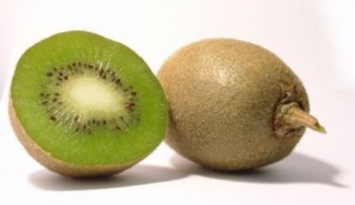 Rozkrojené kiwi 