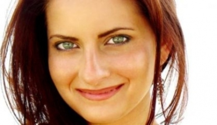 Žena s úsměvem