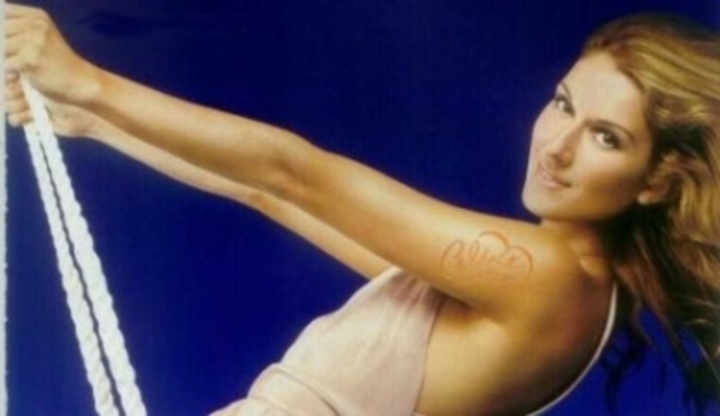 Celine Dion na houpačce