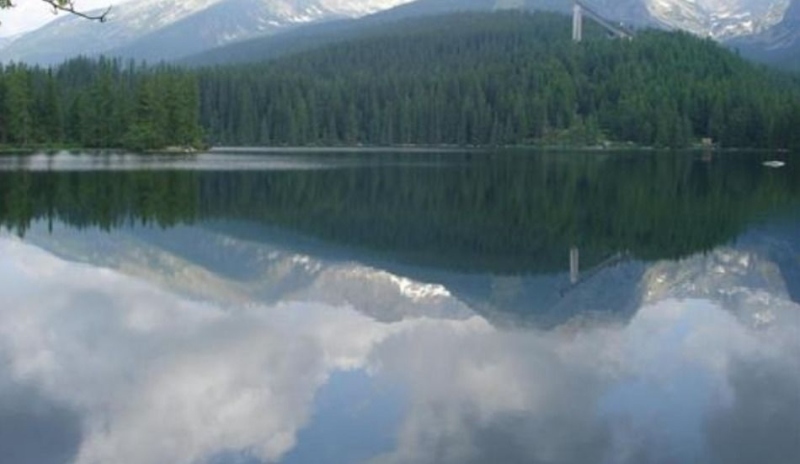 Rozlehlé jezero 