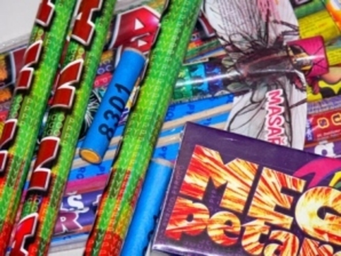 Různá pyrotechnika