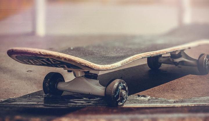 skateboard