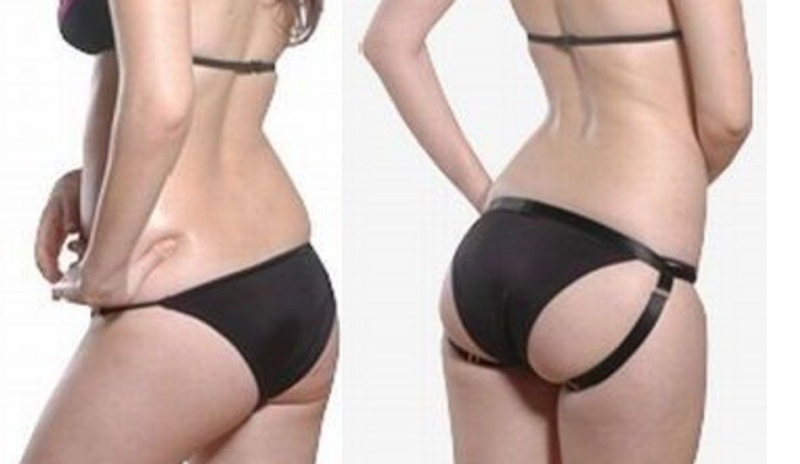 Černé bikiny na ženském těle 